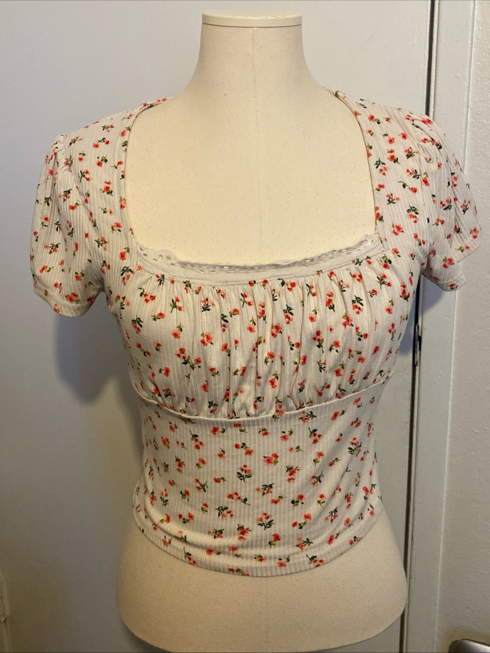 Molly +Rose Top White Floral Square Neck Cottagecore Small